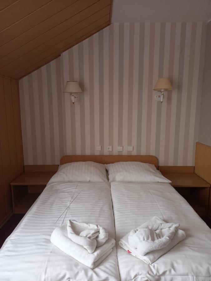 Hotel Atlantis Poznan Luaran gambar